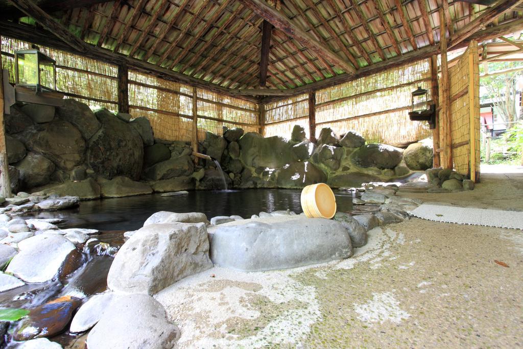 Lamp No Yado Aoni Onsen Ξενοδοχείο Hirakawa Εξωτερικό φωτογραφία
