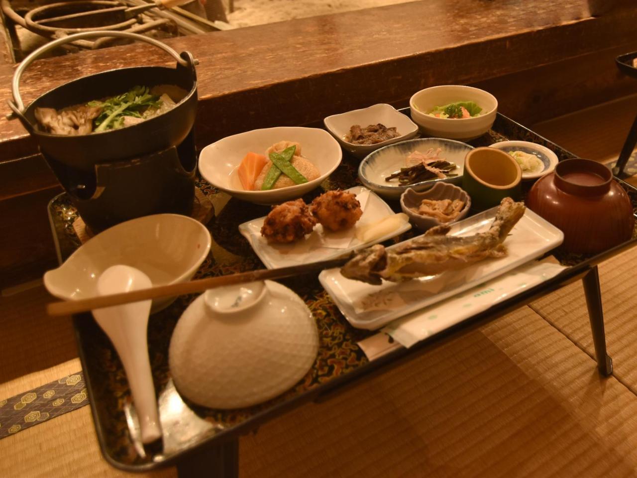 Lamp No Yado Aoni Onsen Ξενοδοχείο Hirakawa Εξωτερικό φωτογραφία