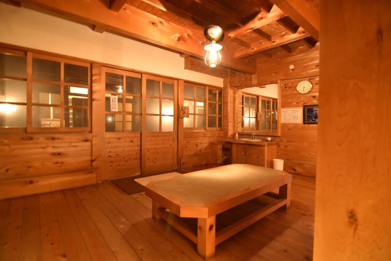 Lamp No Yado Aoni Onsen Ξενοδοχείο Hirakawa Εξωτερικό φωτογραφία